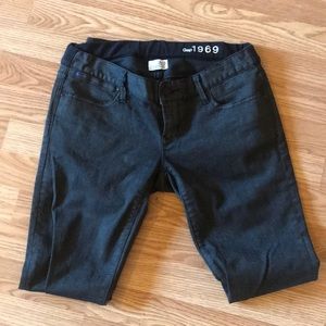 Gap maternity jeggings, size 26/2